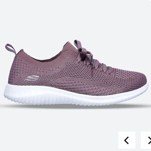 Skechers Women's Ultra Flex Statements Sneaker